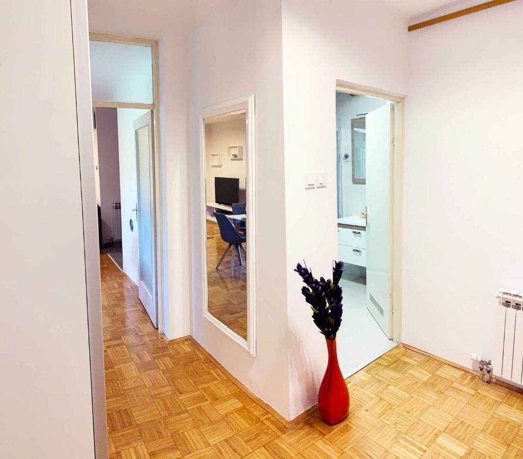 Central Bus Station Apartment Zagreb Buitenkant foto